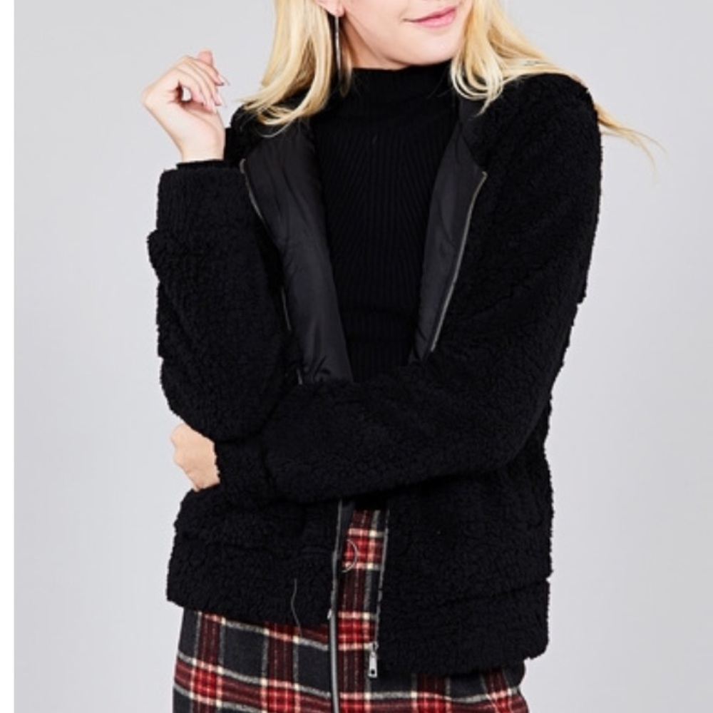 ✨Black Furry Jacket